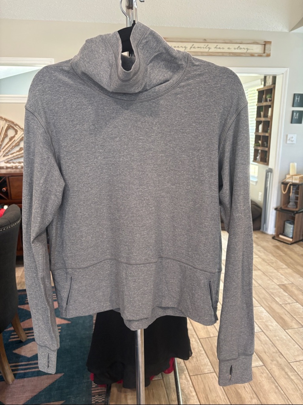 Lululemon ready to rulu pullover heather grey sweatshirt size 6